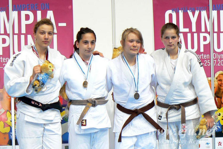 Tampere, 23 luglio 2009. Il podio dei 70 kg con Valeria Ferrari medaglia d'argento