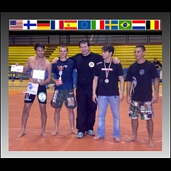 ADCC Italy Iron Men: da sinistra il vincitore Jonatas Novaes (Brasa), Michel Salvador (Gracie Barra Cote d'Azur), Simone Franceschini (Italian Connection) e Jean Robert Monier (Gracie Barra Cote d'Azur)