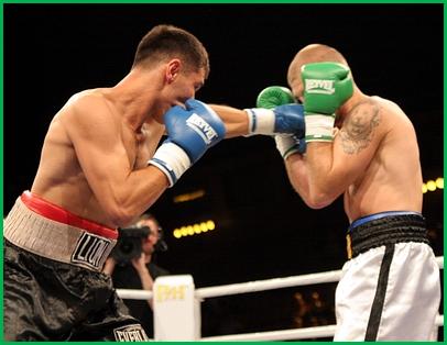 photo Sherzodbek Alimjanov vs Mikhail Vinnichenko - Click here to skip to the next photo